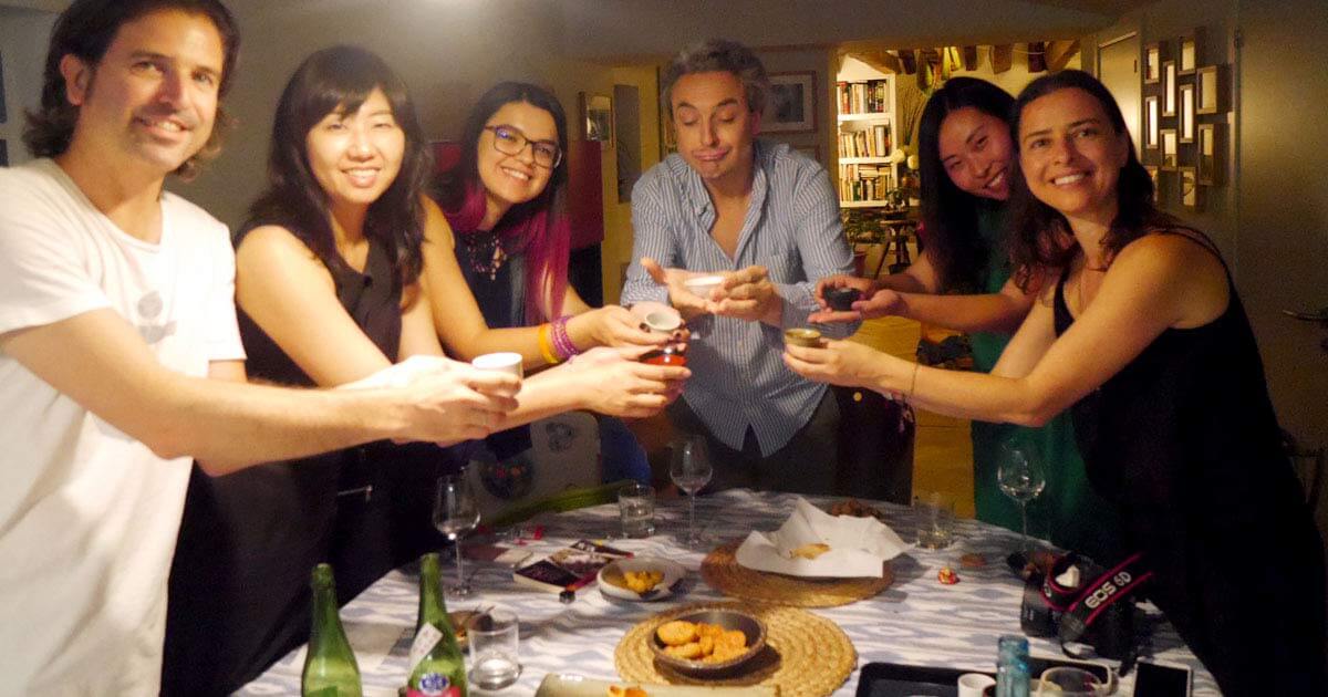 《7位》「日本酒 家飲み in Spain」 スペイン人がお燗酒にうっとり！