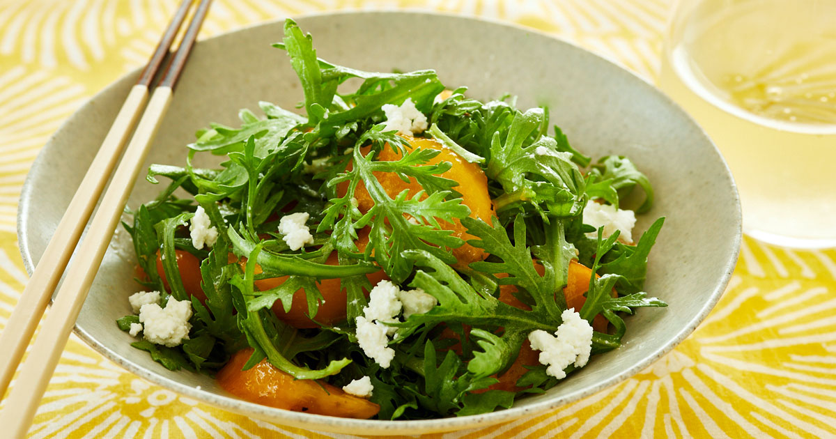 メインビジュアル：〈おつまみレシピ〉柿と春菊のサラダ