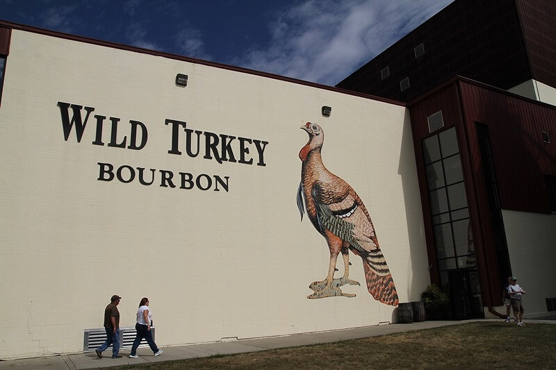 歩いて楽しむ酒⑤ ワイルドターキーでマスターディスティラリーに遭遇