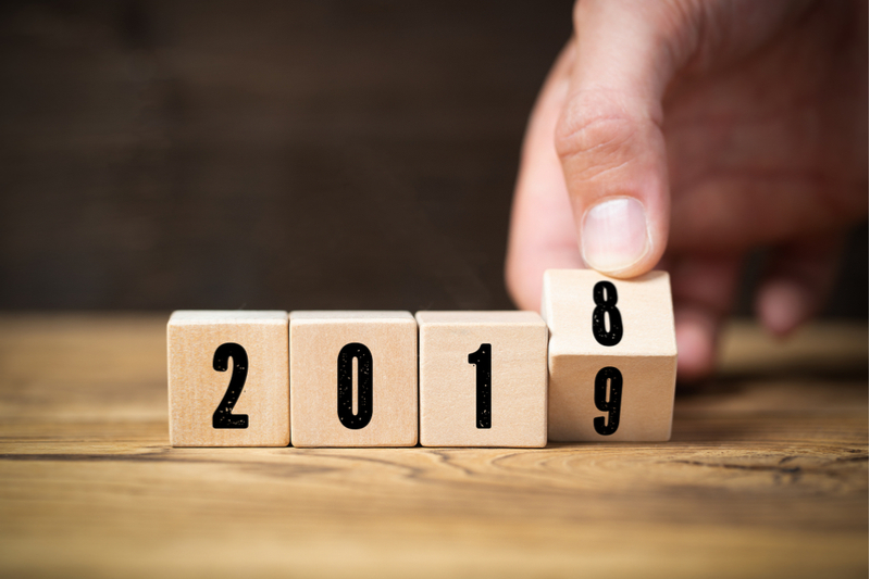 メインビジュアル:2018年の振り返りから予測する、「2019年のお酒はこうなる!」