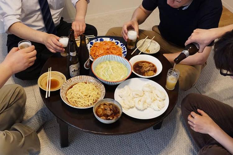 徹底的に炭水化物でビール！20代〜50代がチャレンジ