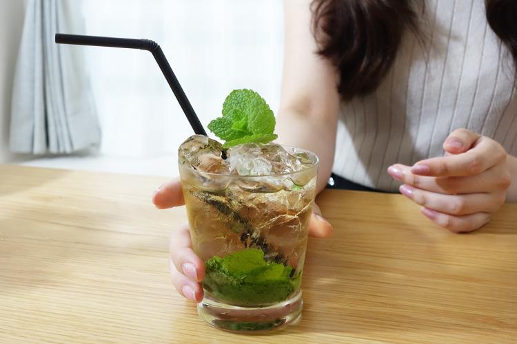 ミント ジュレップを飲みながら秋の競馬観戦を楽しもう イエノミスタイル 家飲みを楽しむ人の情報サイト ミント ジュレップを飲みながら秋の競馬観戦を楽しもう イエノミスタイル 家飲みを楽しむ人の情報サイト