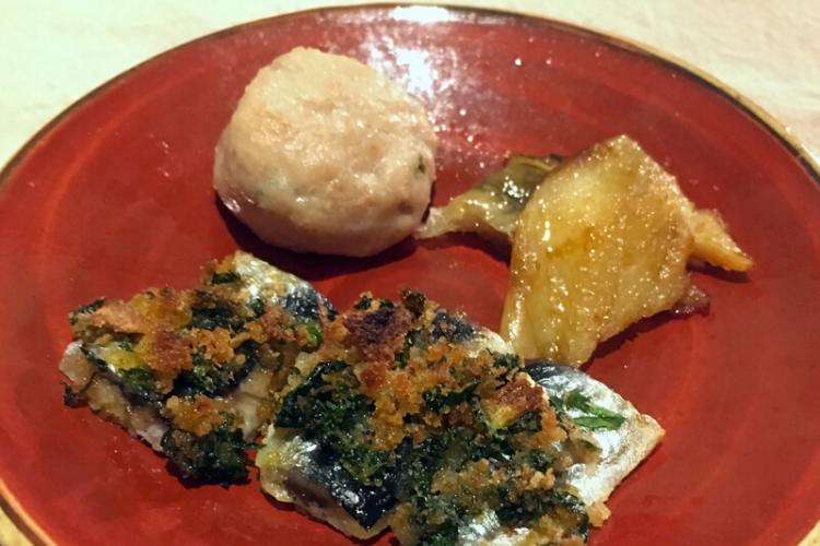 イワシの香草パン粉焼き、穴子のバルサミコ風味、ネギトロのポルペッタ風