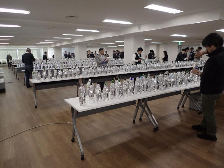 商品は完全にマスキング