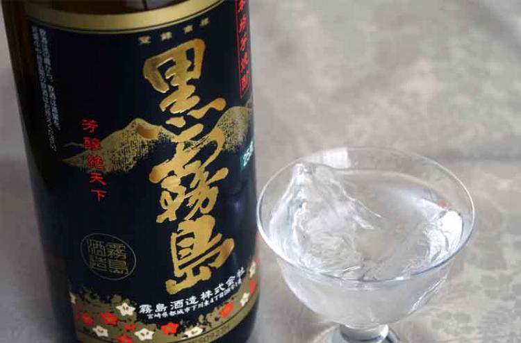 黒霧島だけじゃない 霧島酒造の本格芋焼酎 黒 白 赤 茜 黒exを飲み比べ イエノミスタイル 家飲みを楽しむ人の情報サイト