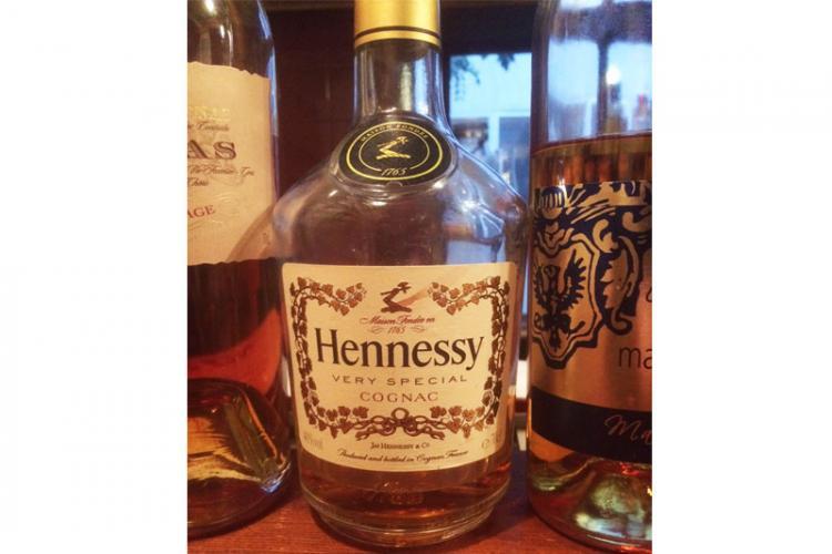ヘネシーはコニャック