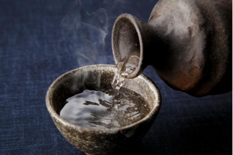 昔ながらの 卵酒 は本当に風邪に効くのか イエノミスタイル 家飲みを楽しむ人の情報サイト 昔ながらの 卵酒 は本当に風邪に効くのか イエノミスタイル 家飲みを楽しむ人の情報サイト
