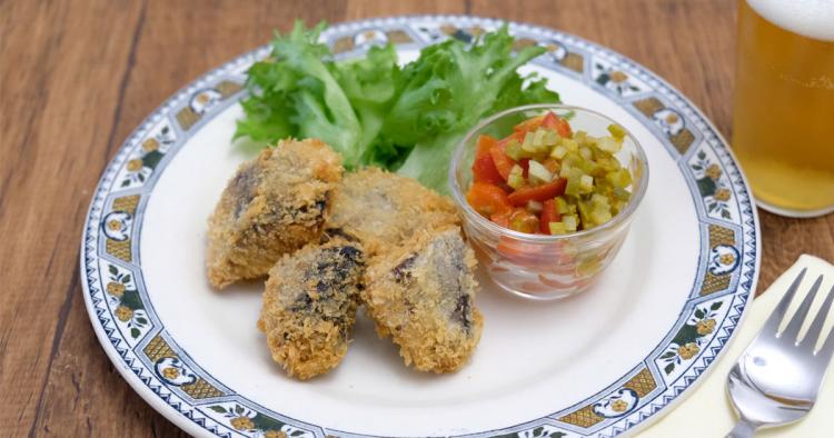 サバ缶フライのカレートマトソース