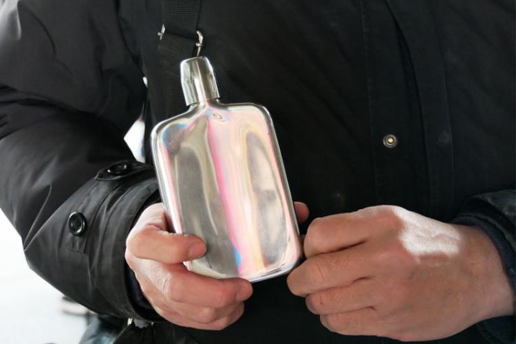 YUKIWAのスキットル