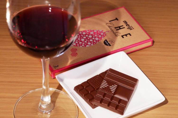 明治 ザ・チョコレート「フランボワーズ」とピノ・ノワール