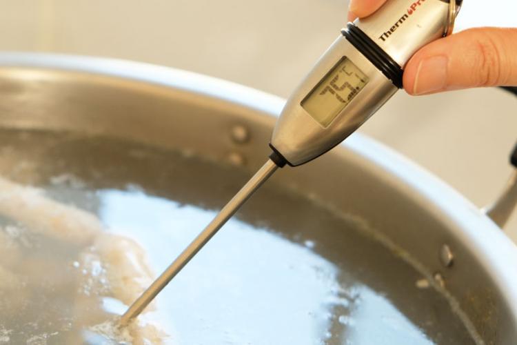 湯の温度を75℃くらいに