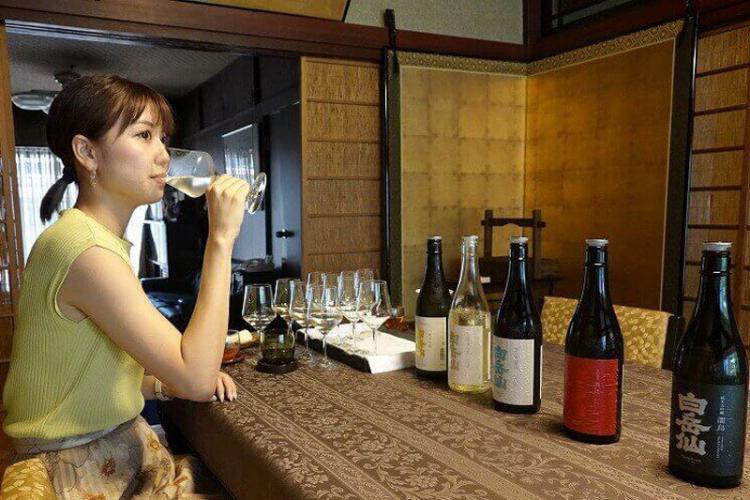 試飲のお酒は定番の『白岳仙 純米吟醸』を追加され、全部で5種類