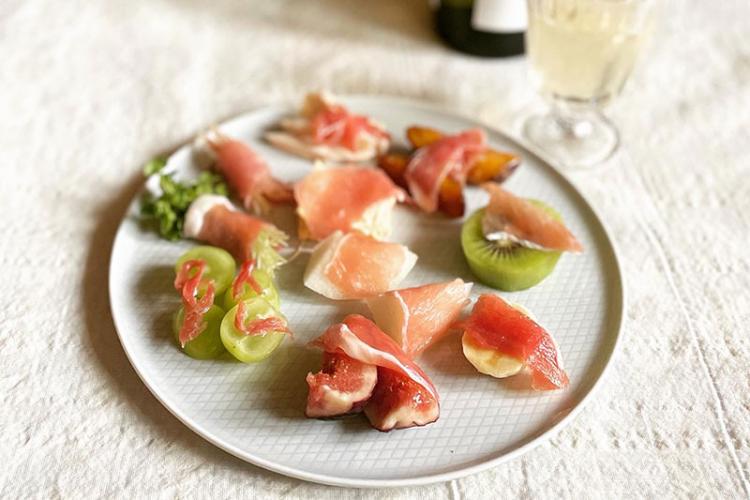 生ハムメロンに続くベストマッチングを探そう 生ハム おつまみ選手権 イエノミスタイル 家飲みを楽しむ人の情報サイト