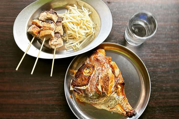 マグロの変わり焼きと鯛のかぶと焼き