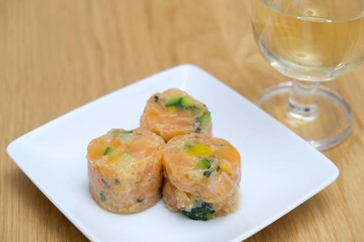 サーモンタルタル