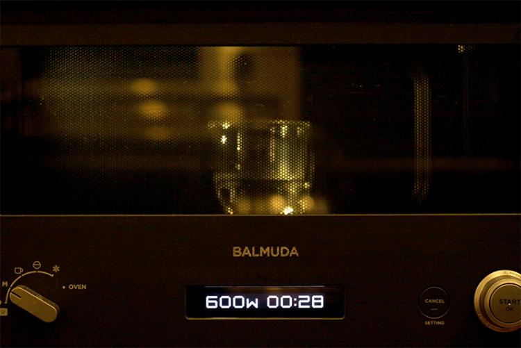 電子レンジで温めます