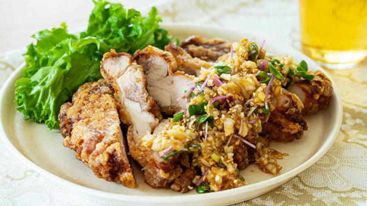 〈鶏肉のおつまみレシピ①〉フライパンで揚げ焼き油淋鶏
