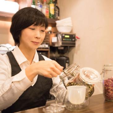 ハーバルセラピスト・平井麗子さん