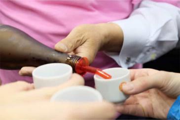 酒蔵のブースの様子03