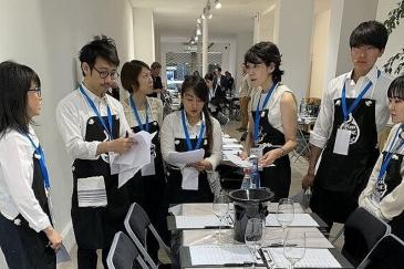 担当のテーブルで動きを確認